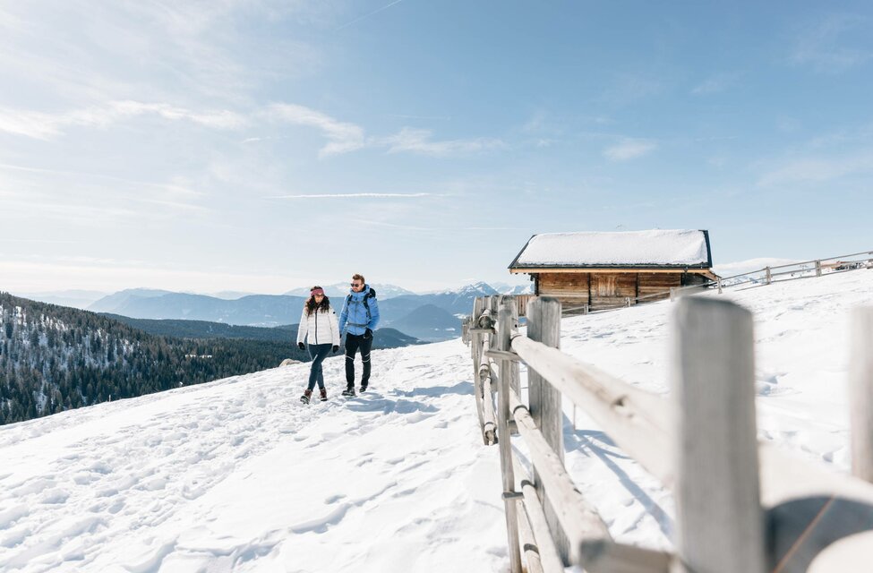 Winterurlaub Hafling - Schneebedeckte Berge & Sonne